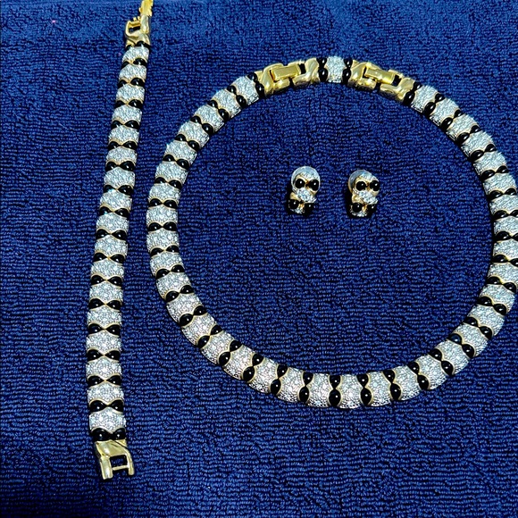 Landau Vintage Gold and Black Jewelry Set - Picture 1 of 5